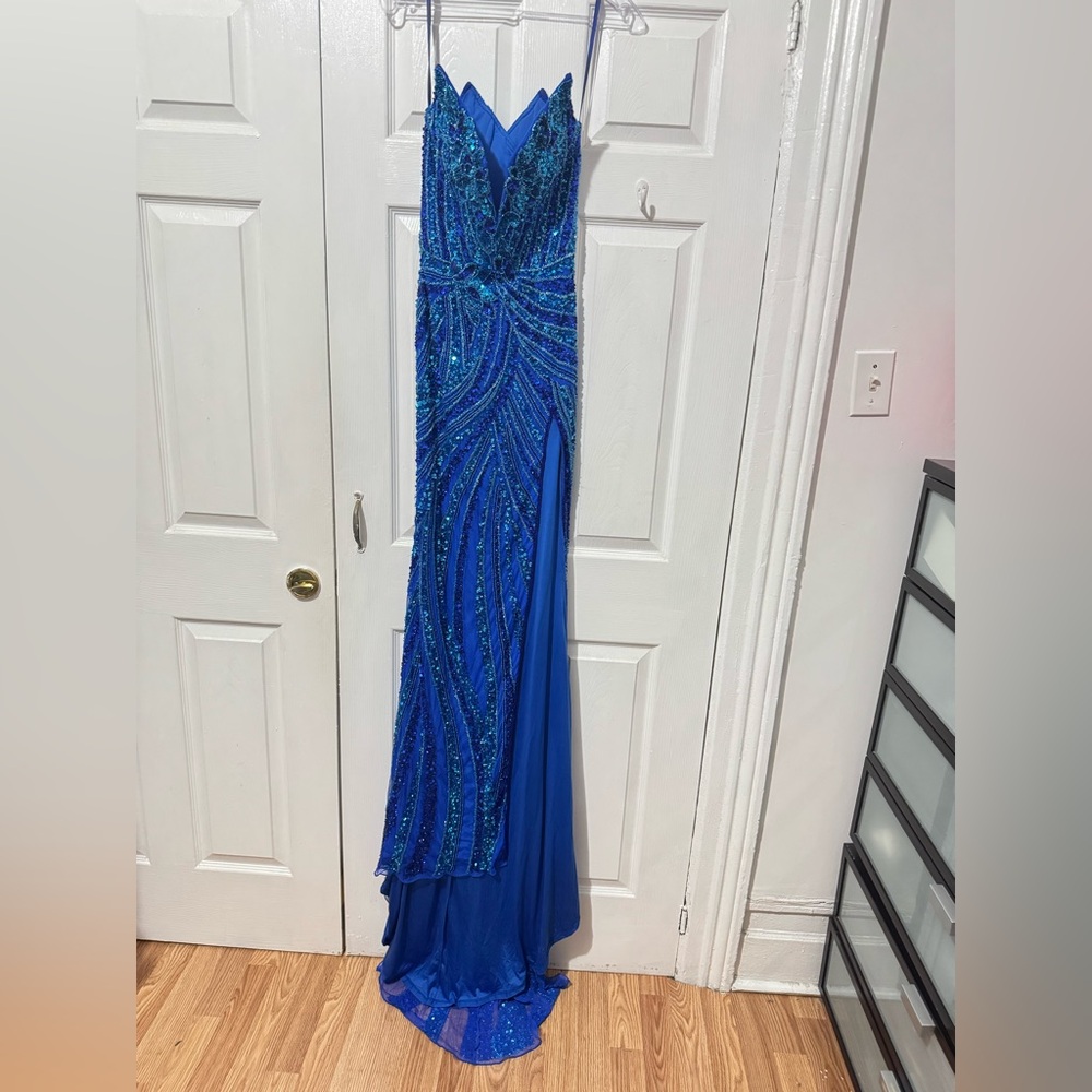 Elegant Blue Sequin Prom Dress